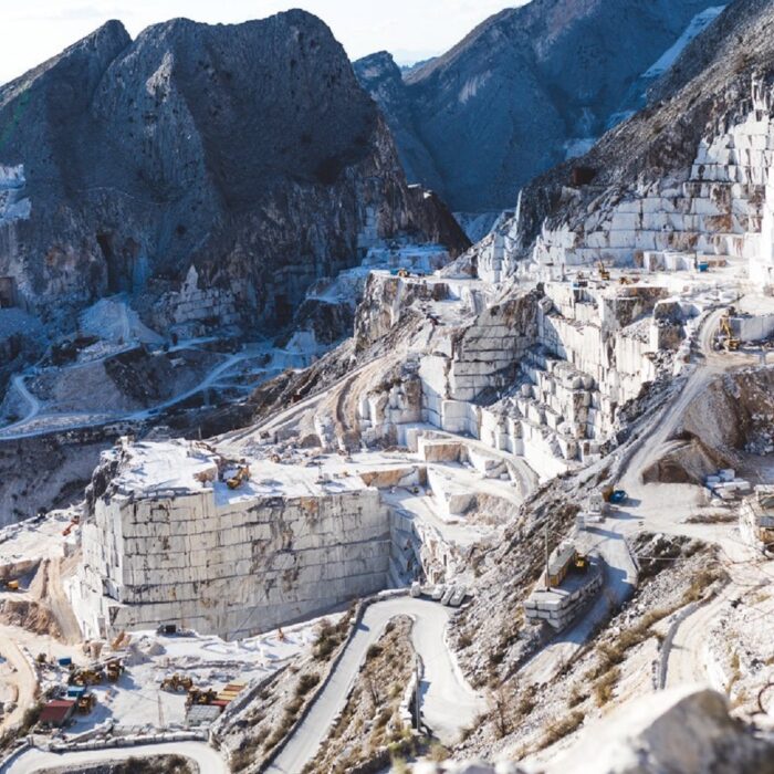 carrara marble quarries